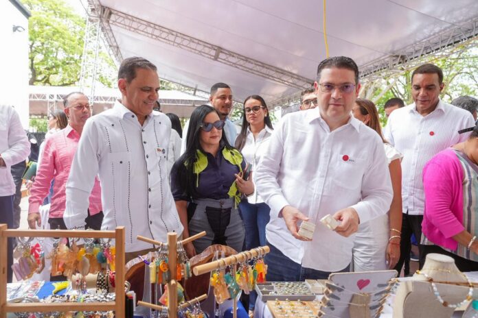 MICM LLEVA LA RUTA MIPYMES A SAN PEDRO DE MACORIS.